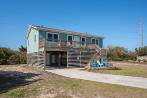 Exterior - 6153 Seascape * 2 Min Walk to Beach * Ocean Views (Nags Head)