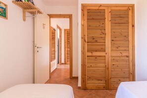 2 bedrooms, Internet