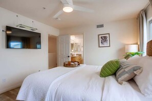 2 slaapkamers, een strijkplank/strijkijzer, wifi, beddengoed