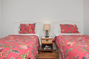 2 chambres, Wi-Fi gratuit, draps fournis