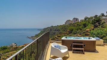 Idromassaggio all'aperto