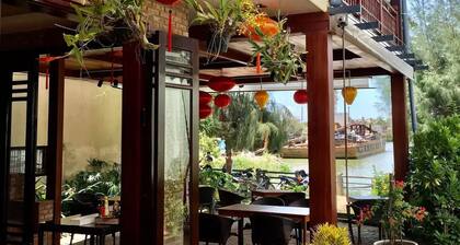 Three-bedroom bungalow + pool.