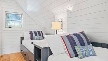 3 bedrooms, WiFi, bed sheets