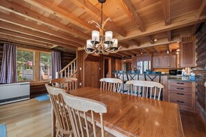 Dining - The Lake Escape on Rangeley Lake (Rangeley)
