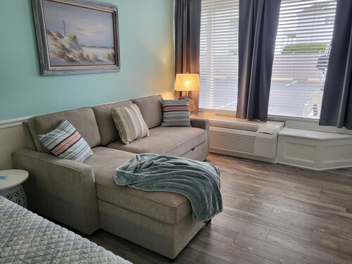 Nice 1st floor studio a few steps to the beach with large pool at Bogue Shores. 