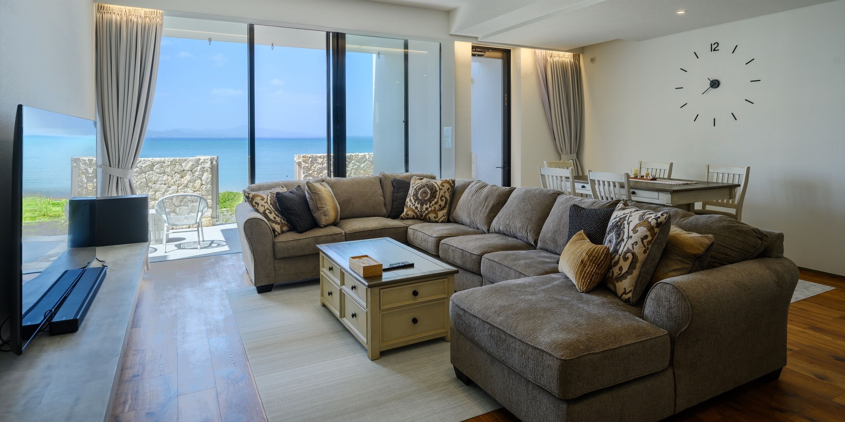 3 chambres, bureau, lits bébé (gratuits), Wi-Fi gratuit