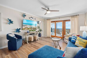 Smart TV, table football, ping pong, books - La Mirage Condo 229 Beachfront Condo Resort with Private Boardwalk to Beach (Port Aransas)