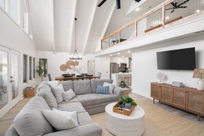 TV