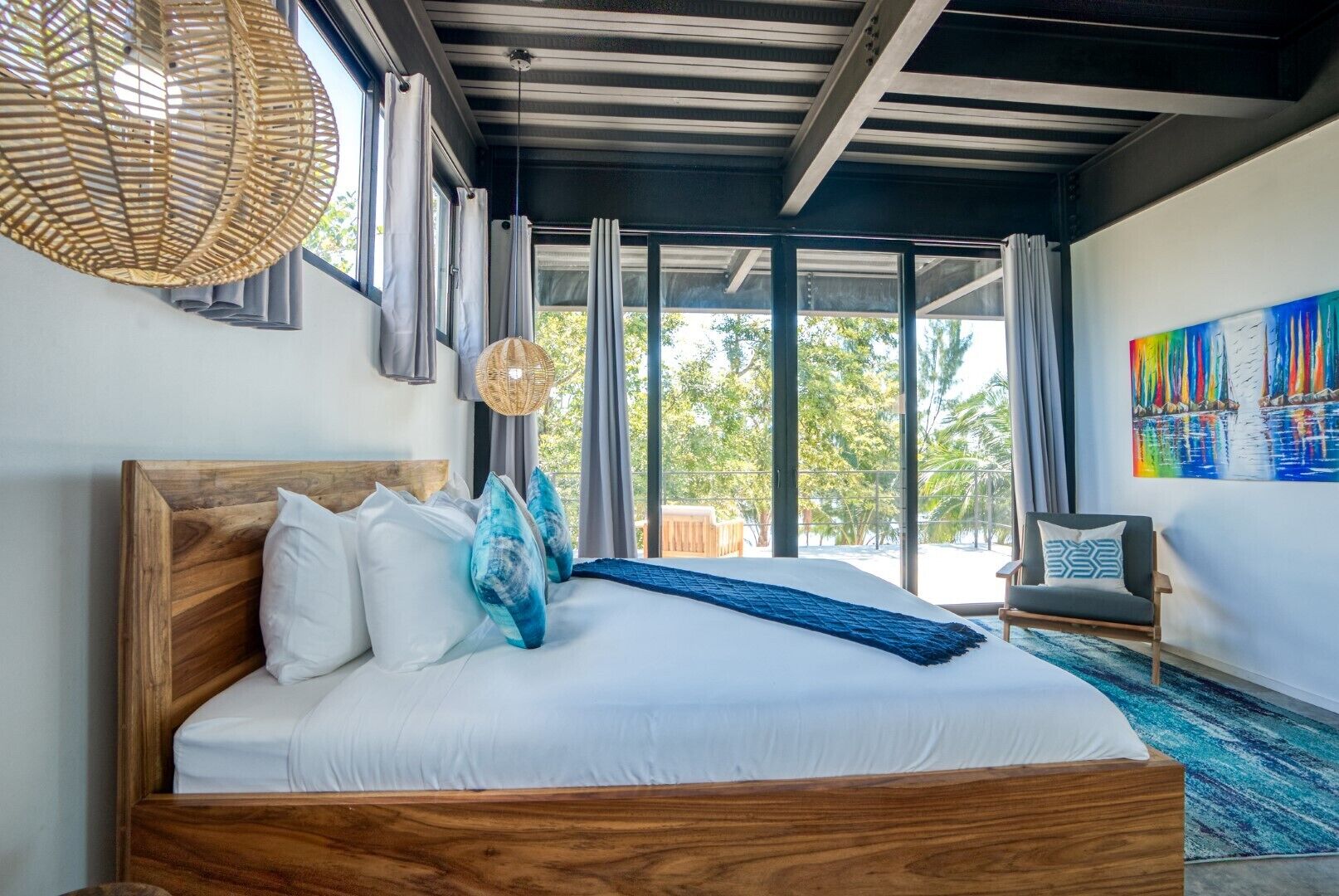 4 sovrum, värdeförvaringsskåp på rummet och strykjärn/strykbräda