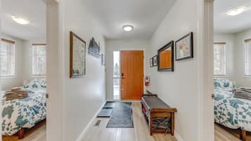 2 bedrooms, iron/ironing board, travel crib, free WiFi