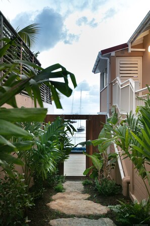 Property grounds - Miramar | Ocean Front - Located in  Exquisite Gustavia with House Cleaning Included (Gustavia)