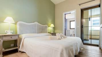 3 bedrooms, iron/ironing board, Internet, bed sheets