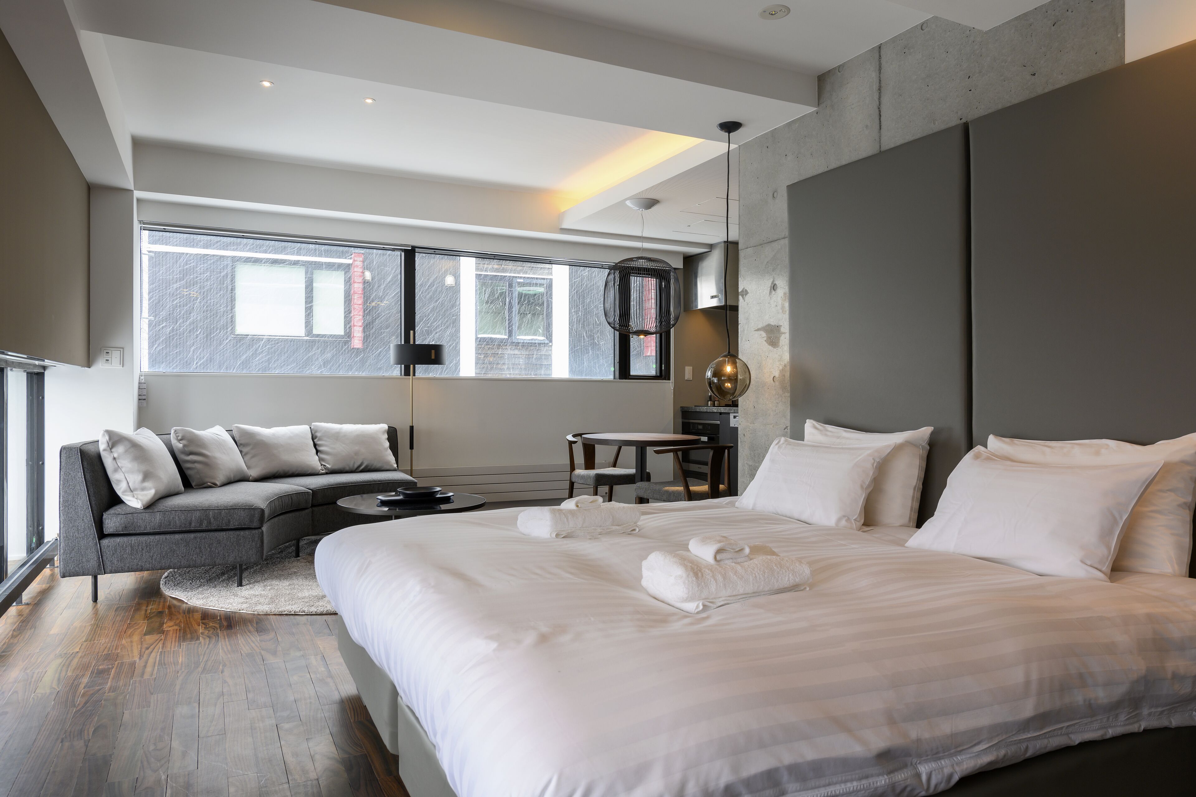 Studio Suite | In-room safe, iron/ironing board, free WiFi, bed sheets