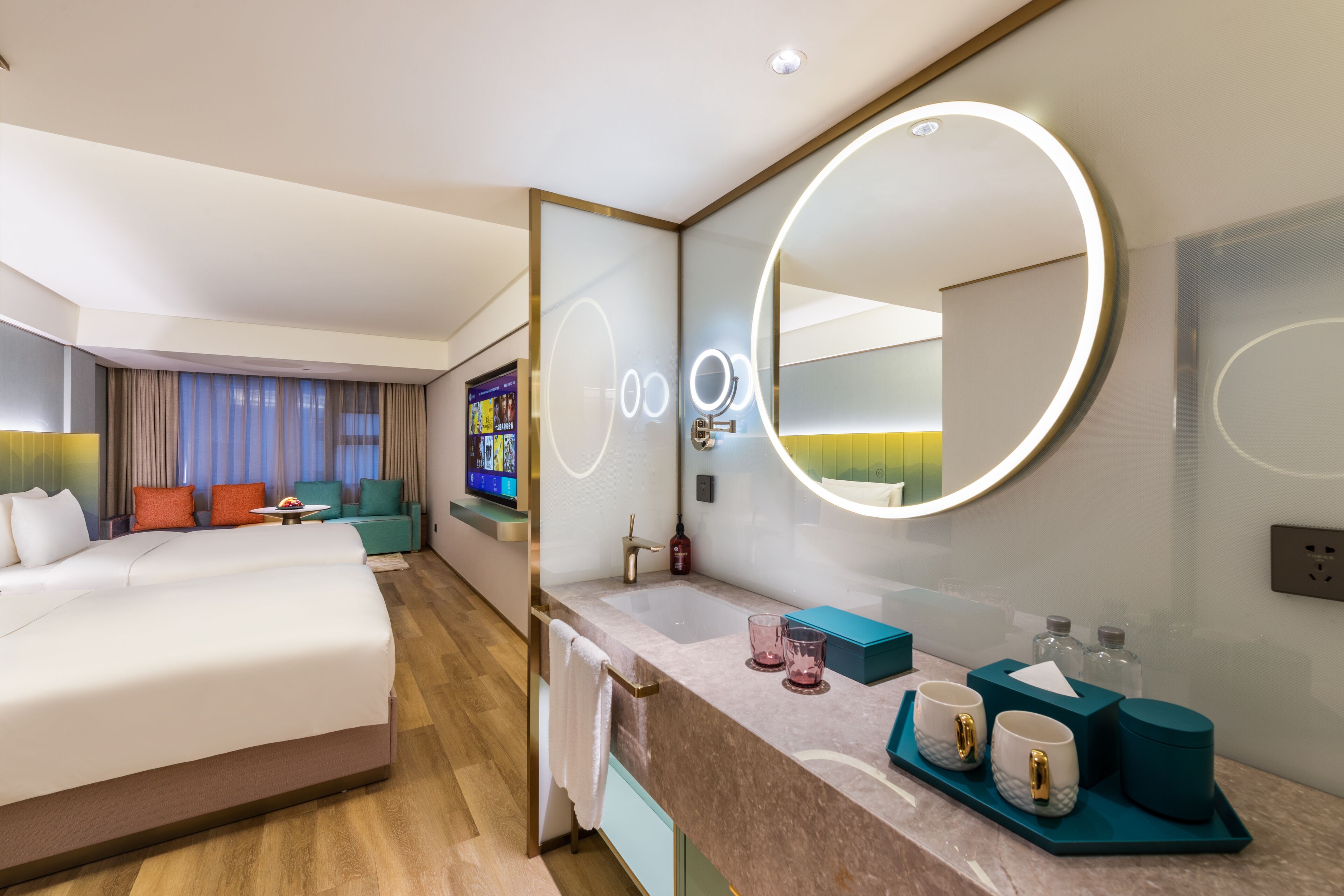 Deluxe Double or Twin Room, 2 Katil Kelamin (Double), Non Smoking, Refrigerator | Peralatan tempat tidur premium, gebar bulu kapas, bar mini percuma 