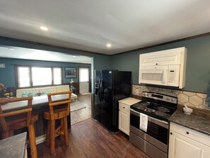 Microonde, forno, piano cottura