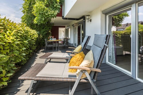 Ferienwohnung 'Haus Auryn' mit Privatterrasse, Gemeinschaftsgarten und WLAN