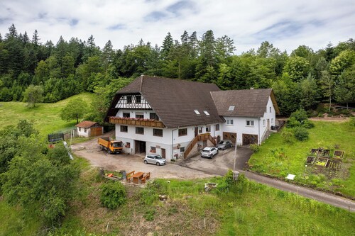 Ferienwohnung "Grüner Ausblick" mit Bergblick, Privat-Terrasse