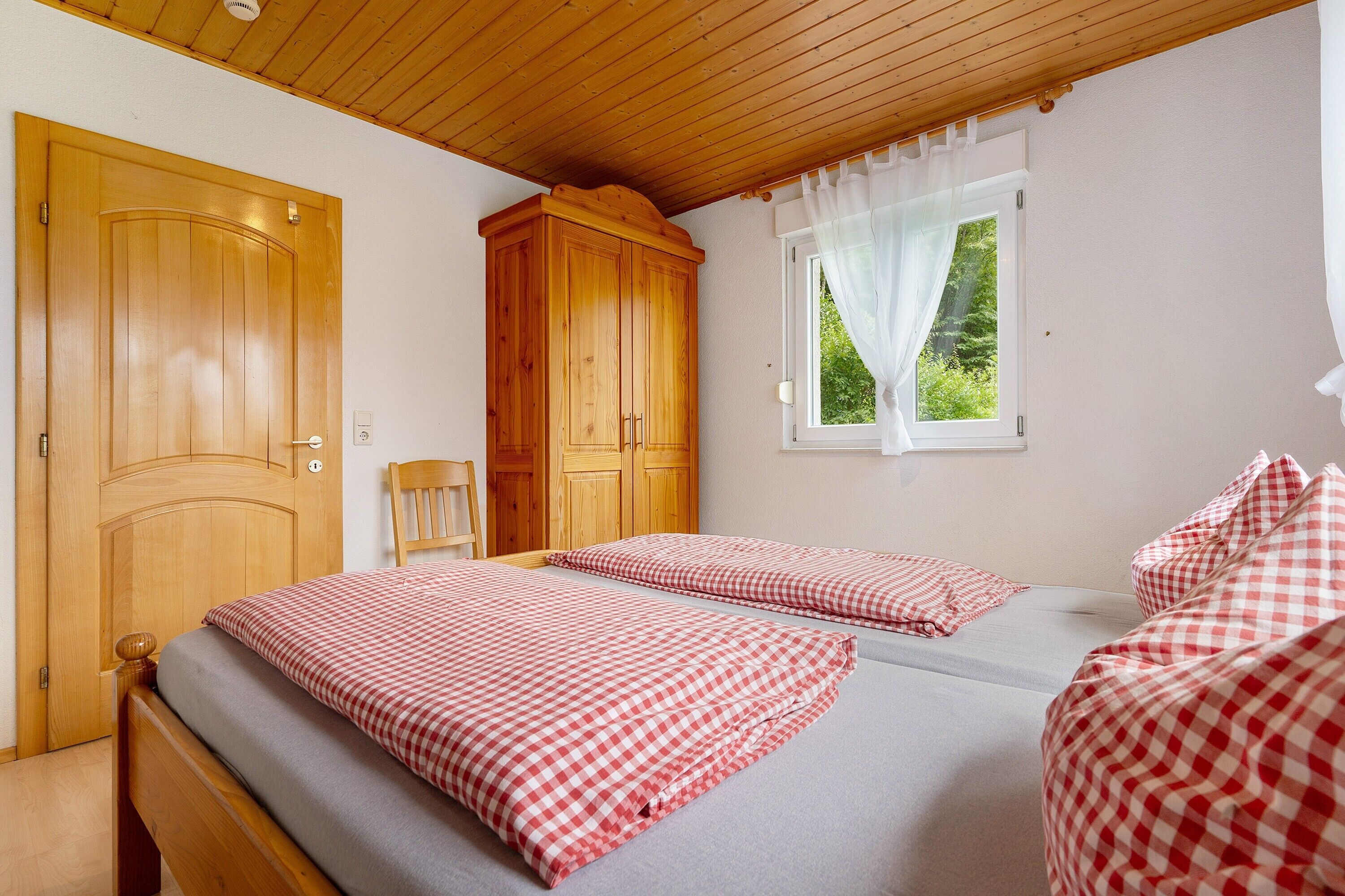 2 camere, ferro/asse da stiro, Wi-Fi gratuito, lenzuola