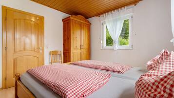 2 camere, ferro/asse da stiro, Wi-Fi gratuito, lenzuola