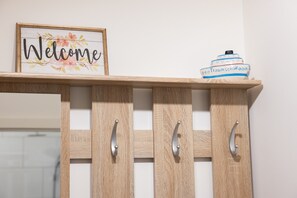 Interior - Apartment 'Höri Nest - Wohlfühl Appartement' with Balcony and Wi-Fi (Gaienhofen)