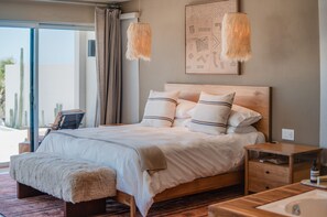 5 bedrooms, WiFi, bed sheets