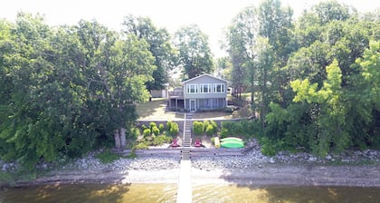 Find your happy place at Big Swan Lake. Enjoy peaceful sunsets. Pets welcome.
