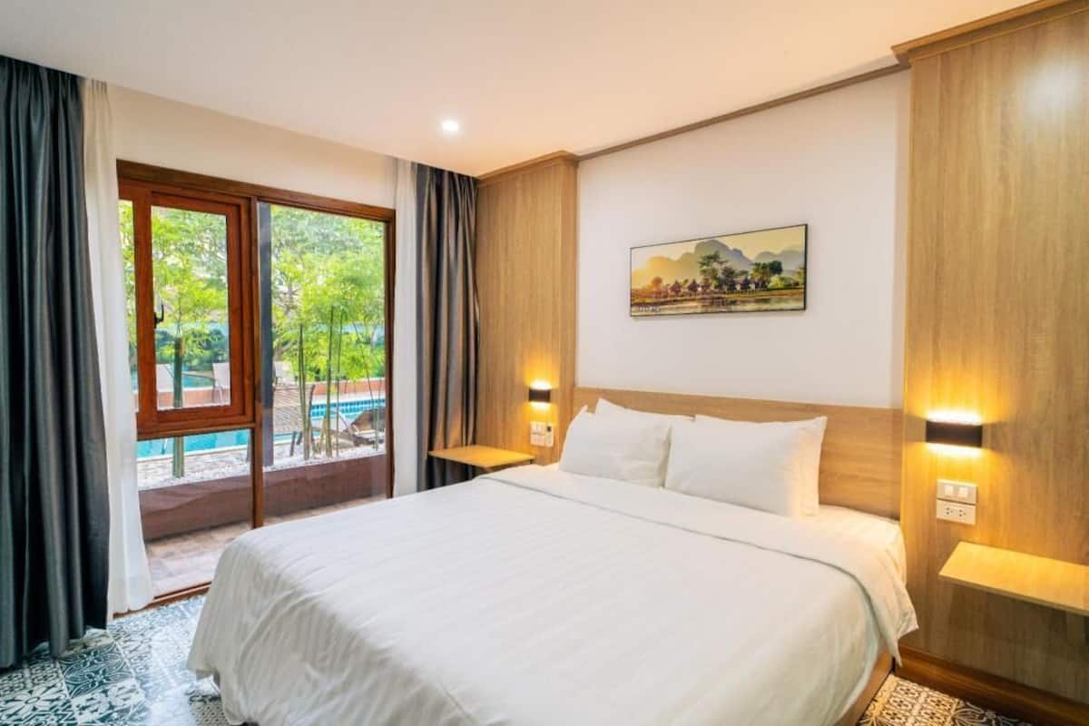 Seprai katun Mesir, seprai premium, minibar, dan brankas