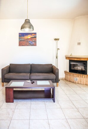 TV, fireplace - Family Villa Hera With Sea View (Panormos in Rethymno)