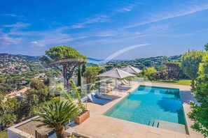 Pool - Beautiful property on the Semaphore (STE MAXIME)