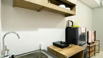 Apartment | Eigene Küche | Großer Kühlschrank, Herdplatte, Reiskocher