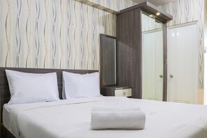 Apartment - Cozy And Enjoy Studio Room At Green Pramuka City Apartment (Jakarta)