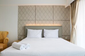 Free WiFi - Comfort Stay Studio At Tamansari The Hive Apartment (Jakarta)