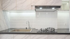 Ảnh chưa phân loại, 3 trong số 14 ảnh, nút