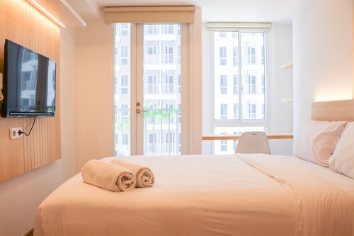 Modern Studio Room At Tokyo Riverside Pik 2 Apartment