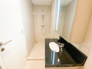 Apartment | Bathroom