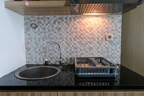 Apartment | Eigene Küche | Großer Kühlschrank, Herdplatte, Reiskocher