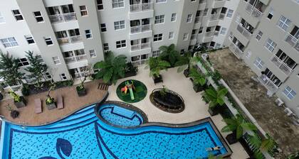 Homey 2Br Apartment At Parahyangan Residence