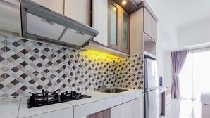 Ảnh chưa phân loại, 3 trong số 14 ảnh, nút