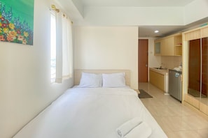 Apartment | Free WiFi - Homey And Cozy Stay Studio Margonda Residence 3 Apartment (Depok)