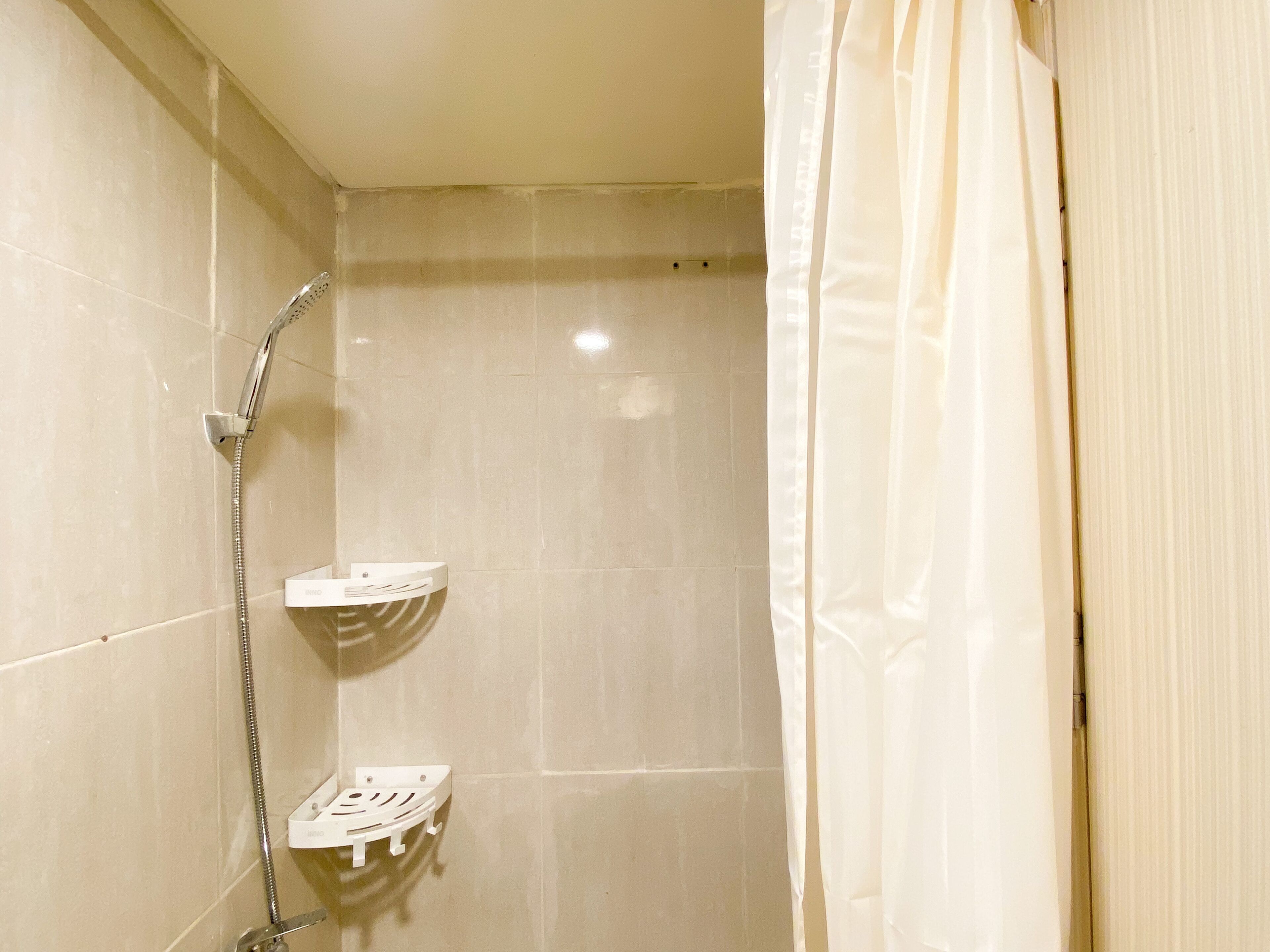 Apartment | Bathroom | Shower, towels