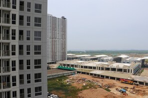 Exterior - Relaxing Studio Apartment At Tokyo Riverside Pik 2 (Teluknaga)