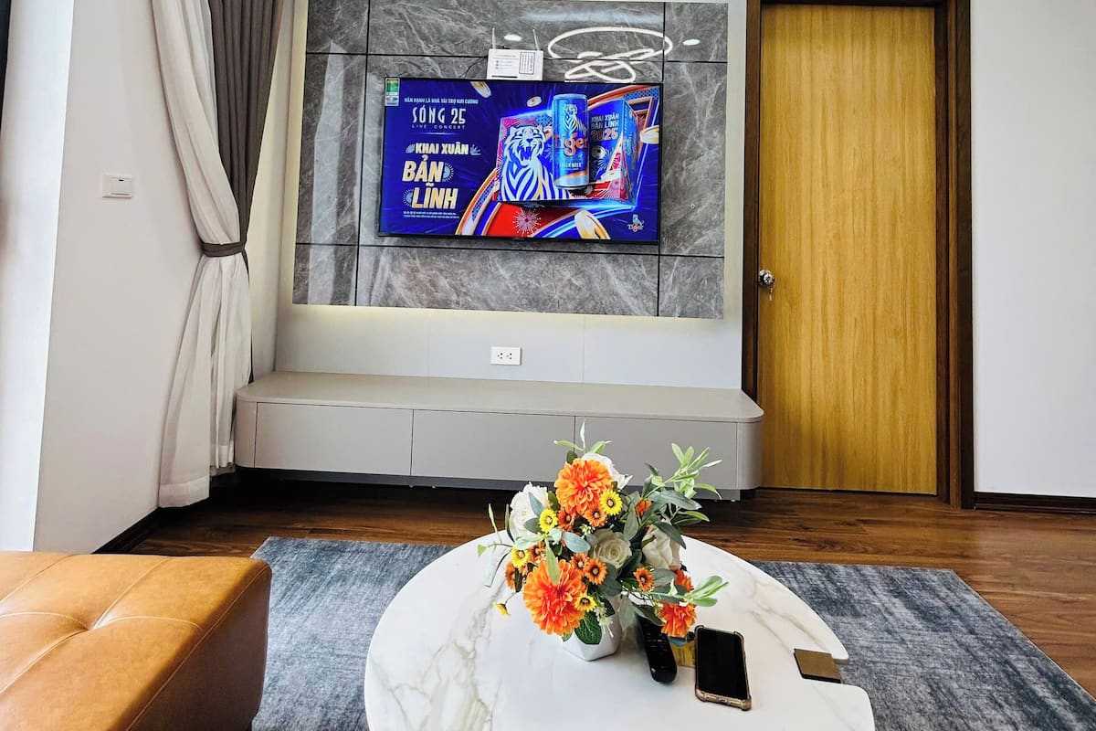 Luxury Apartment | 1 bedroom, premium bedding, down comforters, individually decorated