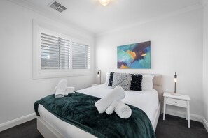 3 chambres, literie de qualité supérieure, décoration personnalisée