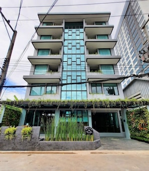 บริเวณภายนอก