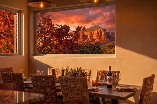 Red Rock Views • Pool, Spa, Firepit, & Billiards • Luxe 6BR Sedona Retreat