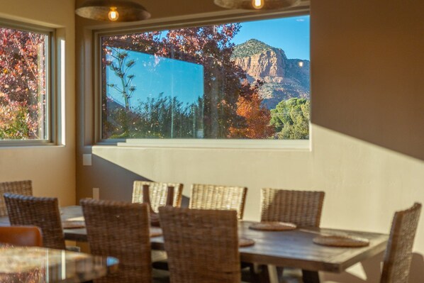 Dining - Bell Rock Views + Heated Pool & Spa ~ Luxe 6BD Sedona Stargazing Retreat (Sedona)