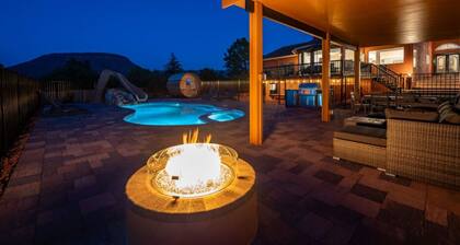 Huge Retreat Home with Pool, Sauna, Hot Tub, Golf, & More!