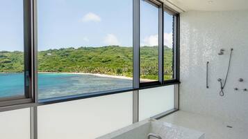 Seqa Na Leqa | Living area | TV