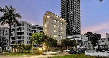 Codrington House - Boutique Apartments
