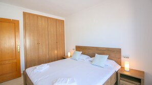 2 habitaciones, wifi gratis y ropa de cama 